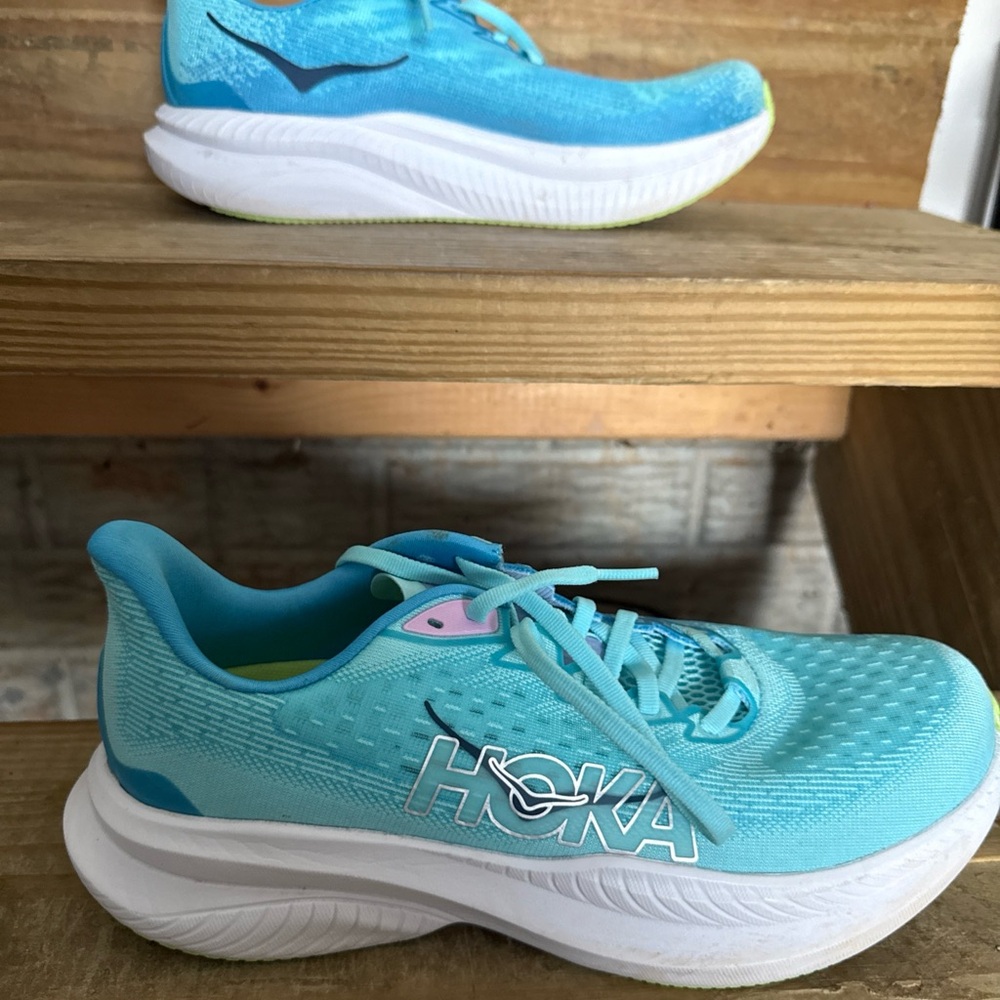 Hoka One One Mach 6
